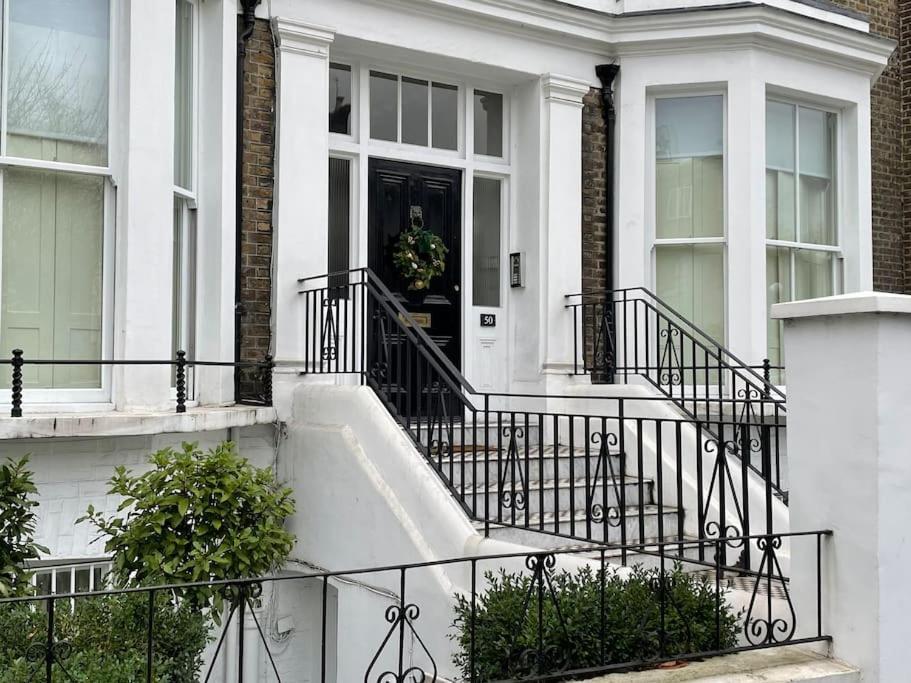 Stylish 3-Bedroom Flat In Kensington London Exterior foto